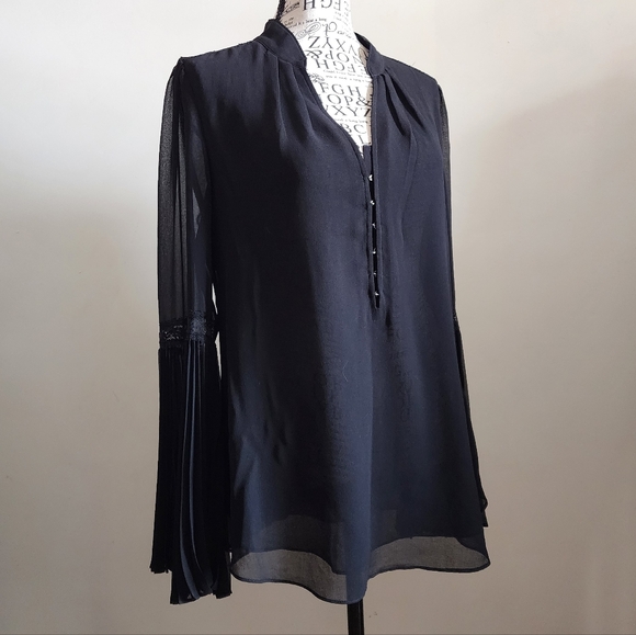 Elegant Black Women's Top - Picture 6 of 12